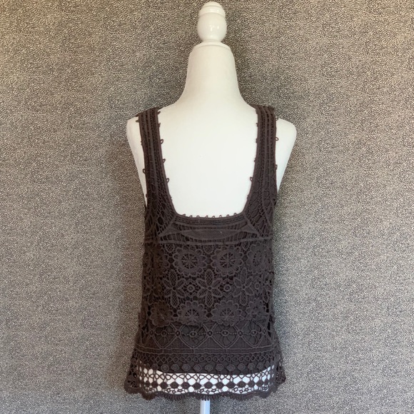 💫✨Charcoal Gray Crochet Top✨💫 - Picture 3 of 3
